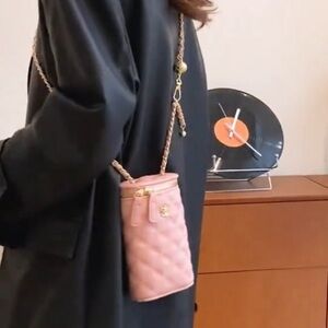 Quilted pink crossbody bag